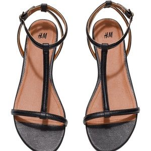 H&M Black Strappy Sandal / US7